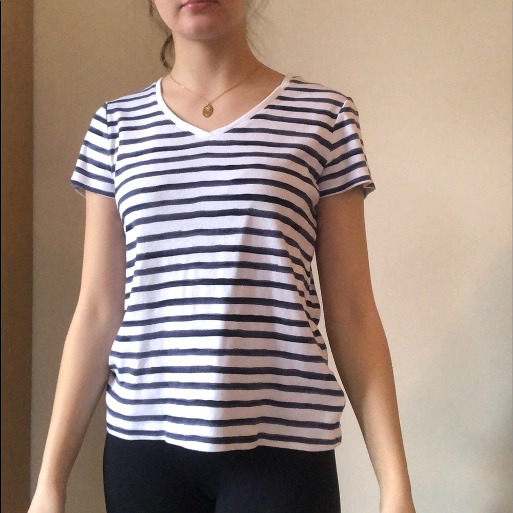 Woman’s Croft&Barrow classic tee